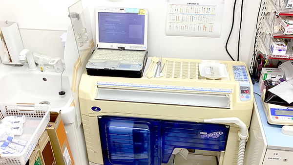 くすりのダイイチ薬局　東町郵便局前店の調剤器具