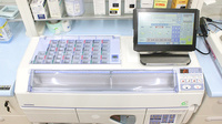 ドラッグセイムス町田中町薬局の調剤器具