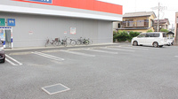 セキ薬局　新河岸店の駐車場
