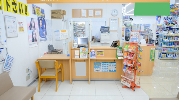 調剤薬局ツルハドラッグ又穂店の受付/カウンター
