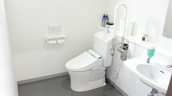 そらいろ調剤薬局　間々田店のお手洗い