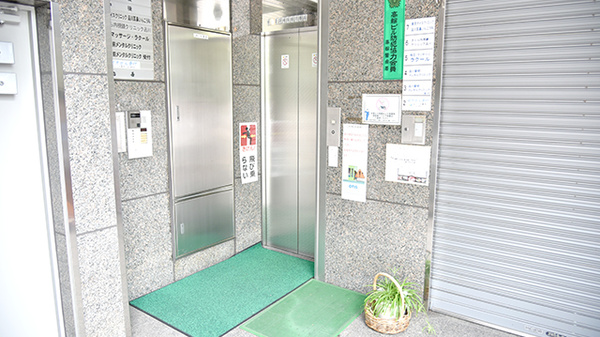 エレベーター