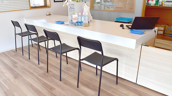 マイルド薬局楽市店の受付/カウンター