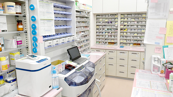 エスマイル薬局　おおふく店の調剤室
