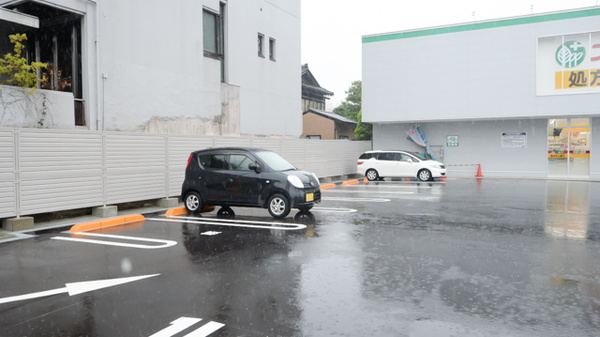 スギ薬局　金沢大手町店の駐車場