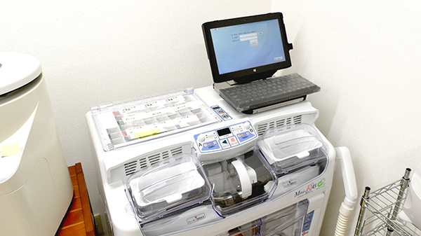 ツバサ薬局　桂駅東店の調剤器具