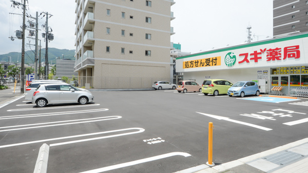 スギ薬局　大津中央店の駐車場