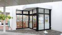 たんぽぽ薬局南生協病院店の入口