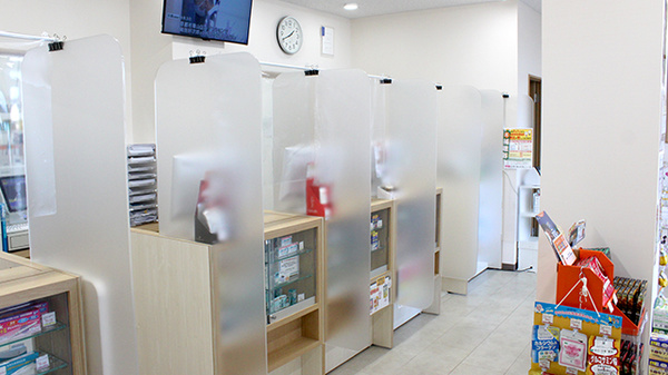 あけぼの薬局　幕張店の受付/カウンター