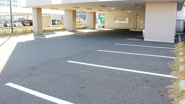 あけぼの薬局　都町店の駐車場