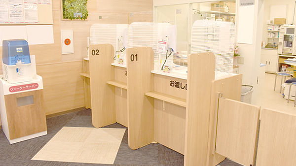 ココカラファイン薬局　東陽町店の受付/カウンター