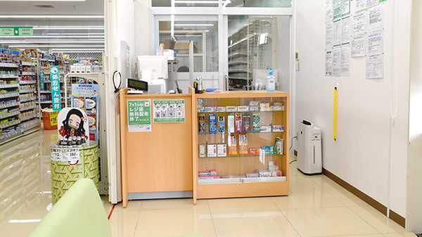 セイムス　堺東湊薬局の受付/カウンター