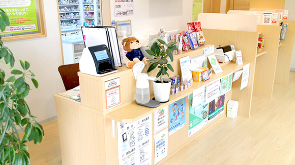 トライ薬局の受付/カウンター
