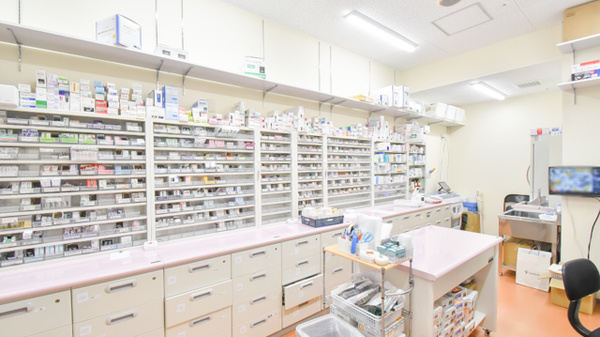 キリン堂薬局　王寺駅前店の調剤室