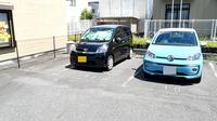 バンビーノ薬局の駐車場