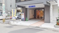 市役所前マリンバ薬局の外観