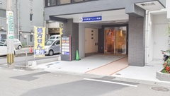 市役所前マリンバ薬局の外観