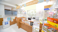 調剤薬局ツルハドラッグ　国立店の受付/カウンター