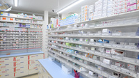 スギ薬局　昭和町北店の薬棚