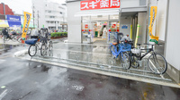 スギ薬局　昭和町北店の駐輪場