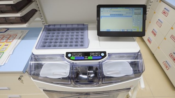 スギ薬局　泉大津東雲店の調剤器具