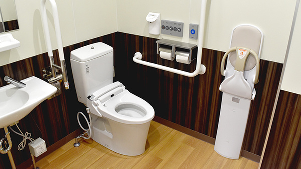 ドラッグセイムス東長崎駅前薬局のお手洗い