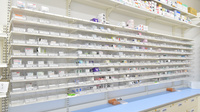 スギ薬局　菱江店の薬棚