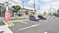 スギ薬局　尼崎西立花店の駐車場