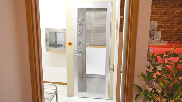 無菌調剤室完備