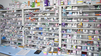 あさひ調剤薬局の薬棚