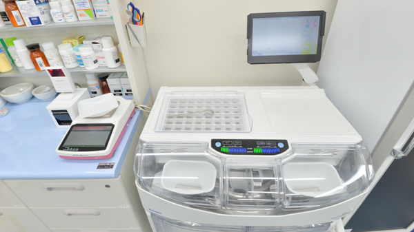 フタツカ薬局　東多聞台の調剤器具