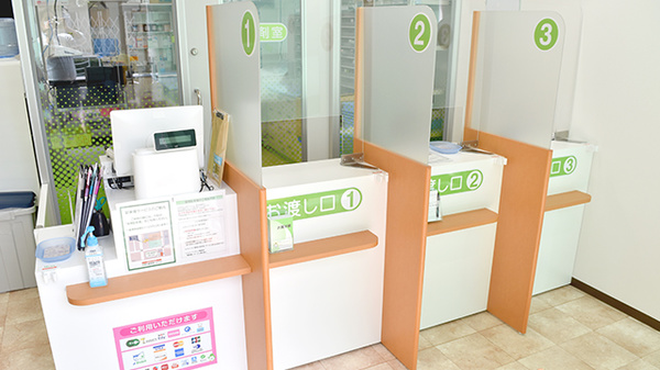 南山堂薬局　江東千石店の受付/カウンター