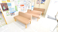 調剤薬局ツルハドラッグ如意申店の待合スペース