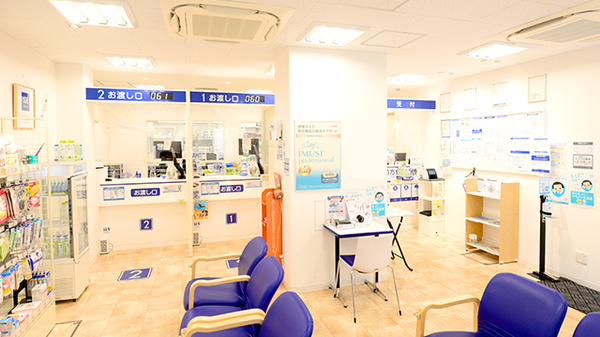 クオール薬局桂店の受付/カウンター