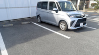 アカカベ薬局　桜丘店の駐車場