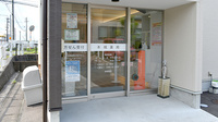 本城薬局の入口