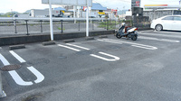 本城薬局の駐車場