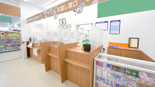薬局くすりの福太郎　都賀駅前店の受付/カウンター