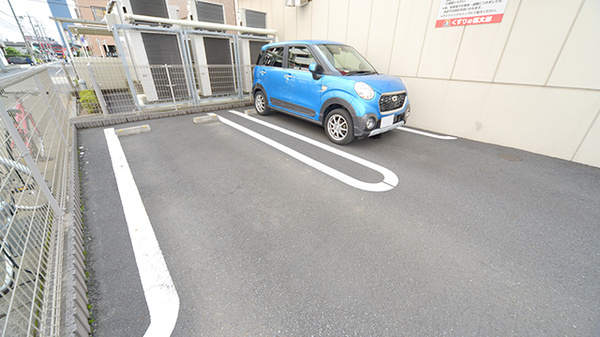 薬局くすりの福太郎　都賀駅前店の駐車場