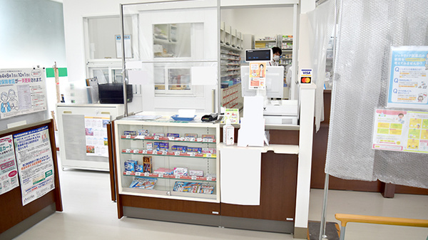 ゴダイ薬局　東山店の受付/カウンター
