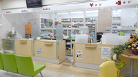 にしいち薬局　武庫之荘駅南口店の受付/カウンター
