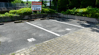 手鎌薬局の駐車場