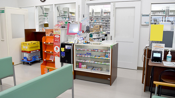 ゴダイ薬局　今宿店の受付/カウンター