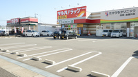 調剤薬局ツルハドラッグ今宿店の駐車場