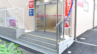 ココカラファイン薬局喜連瓜破駅前店の入口