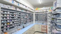 スギ薬局　鏡島東店の薬棚