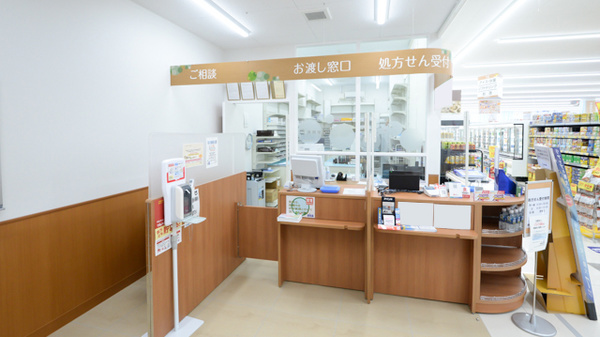 調剤薬局ツルハドラッグ高知比島店の受付/カウンター