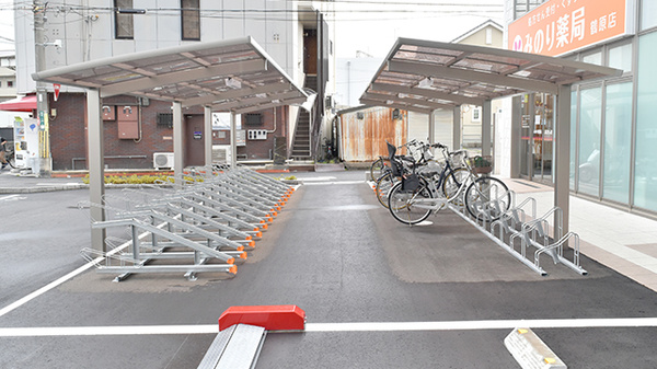 みのり薬局　鶴原店の駐輪場
