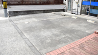 薬局トモズ椚田店の駐車場