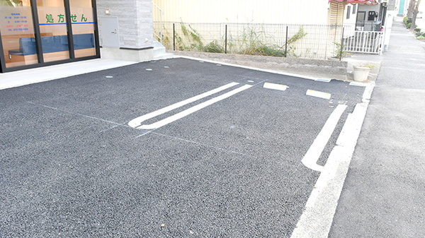 プラザ薬局　池田みどり丘店の駐車場